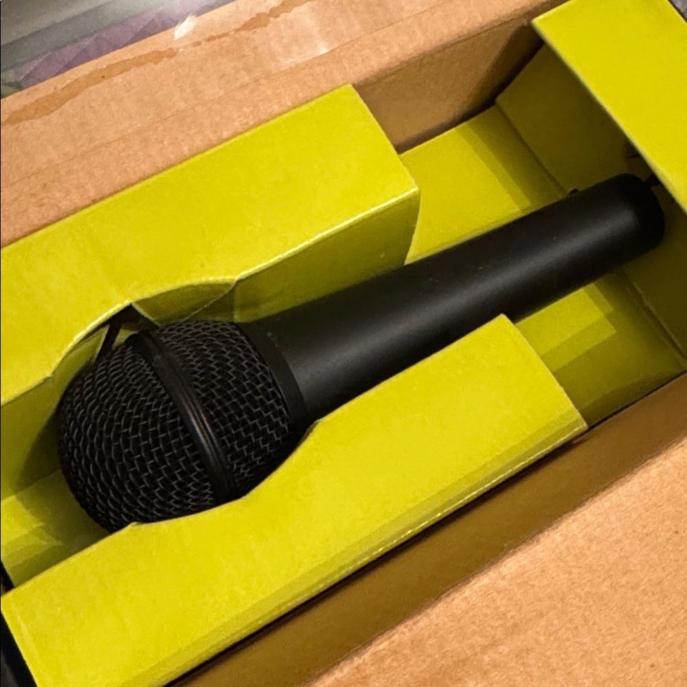 Sound Tech Pro Audio Microphone - Picture 3 of 8